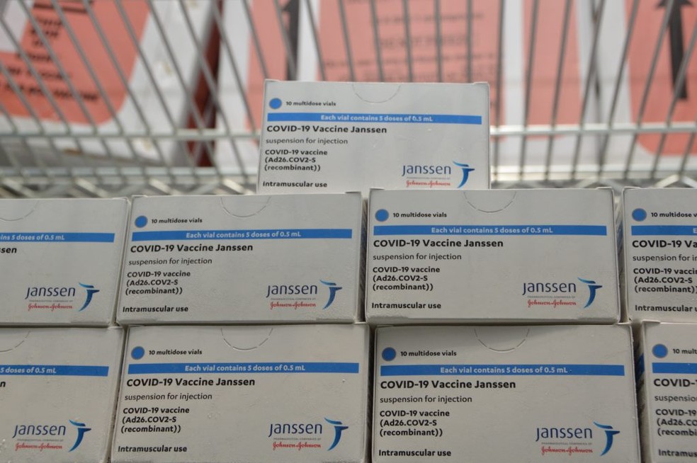 Municípios recebem mais doses da vacina da Janssen para conclusão de esquema vacinal no Sul de Minas — Foto: Carla Cleto/Sesau