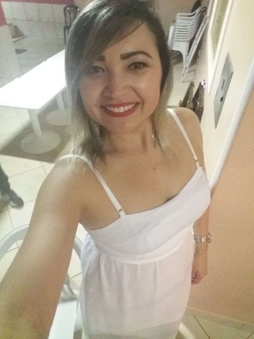 Noélia Rodrigues foi assassinada com um tiro no rosto em uma estrada de terra em Vicente Pires, no DF — Foto: Facebook/Arquivo pessoal