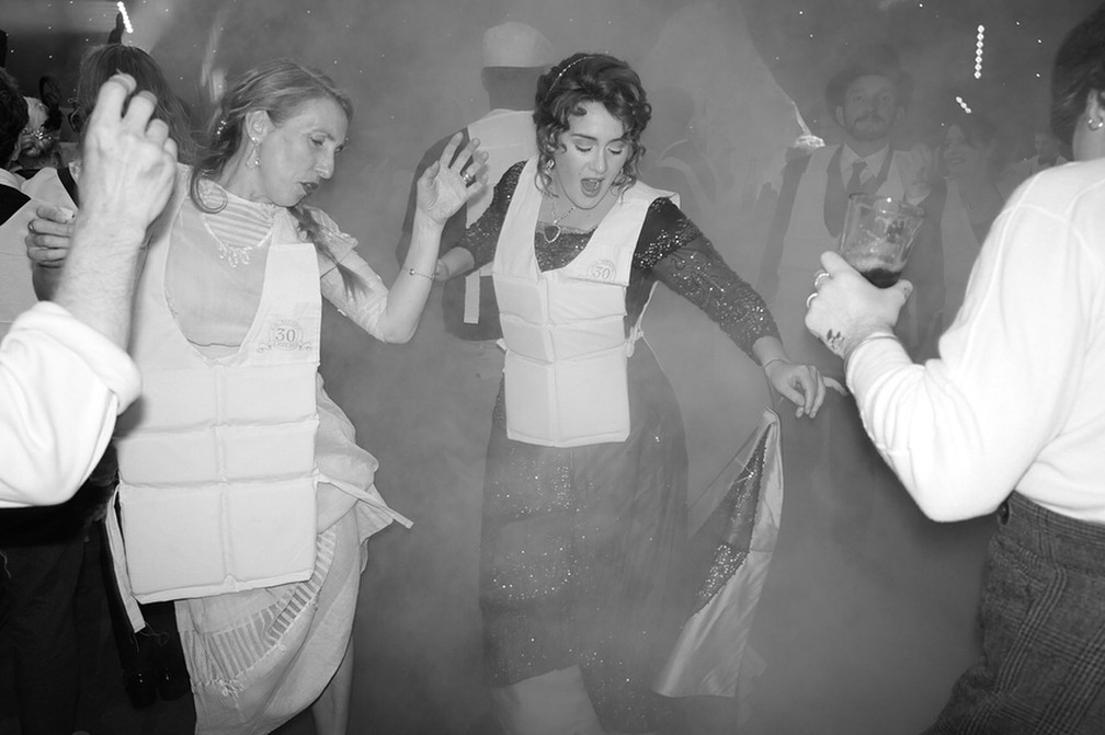 Adele comemora aniversÃ¡rio de 30 anos com festa temÃ¡tica do filme Titanic (Foto: ReproduÃ§Ã£o/Instagram)