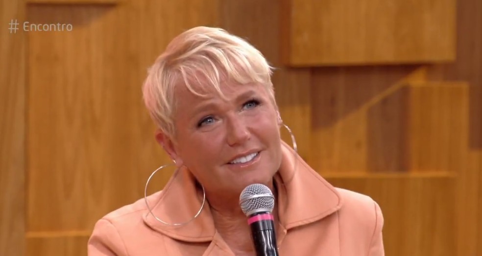 Xuxa comenta o 'BBB21' no 'Encontro' — Foto: Globo