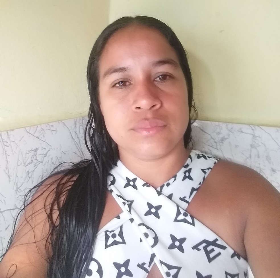 Cleo Michele Nunes Benites, de 29 anos, foi morta a tiros após partida de futebol em Corumbá  — Foto: Redes Sociais/ Reprodução