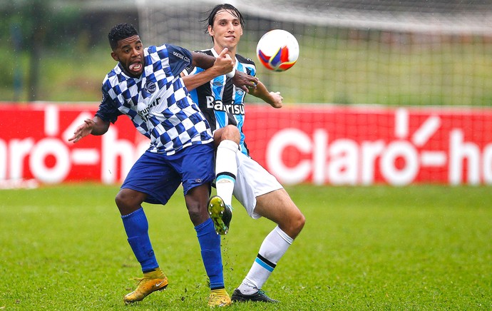 Gremistas reprovam atuação e dizem que time precisa aprender com jogo