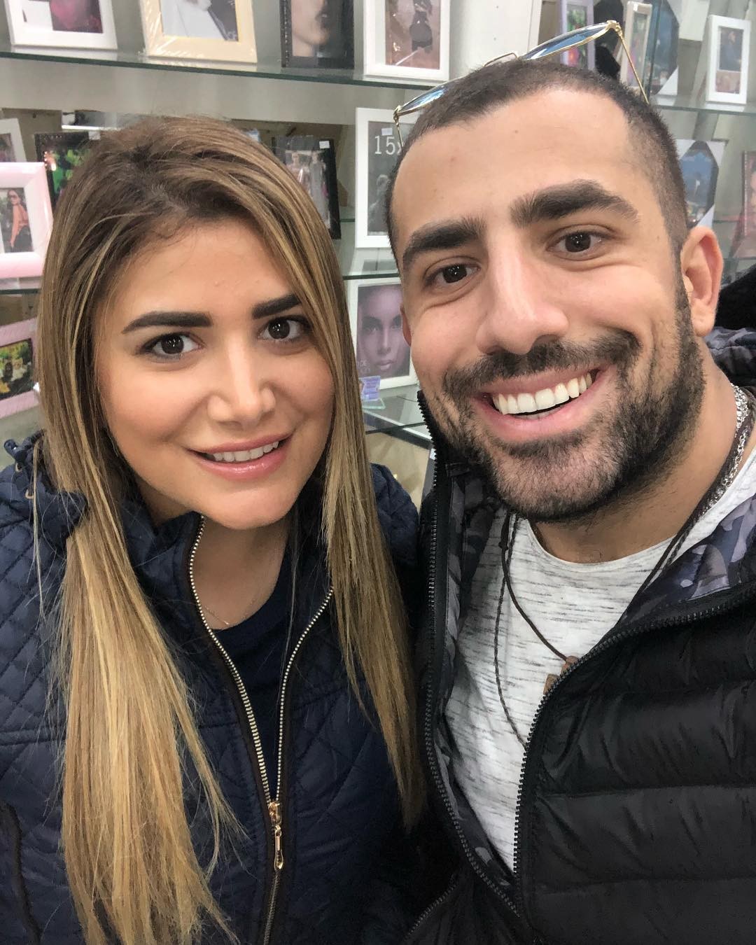 Celine com o irmão, Kaysar Dadour (Foto: Reprodução/Instagram)