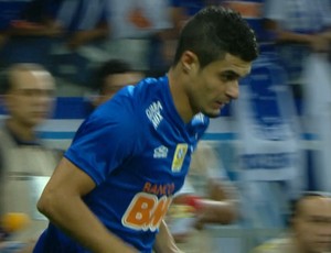 Egídio reclama de gol mal anulado e receita fórmula para chegar à decisão