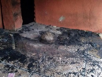 Casa de Patrícia Moreira é incendiada (Foto: Arquivo pessoal)
