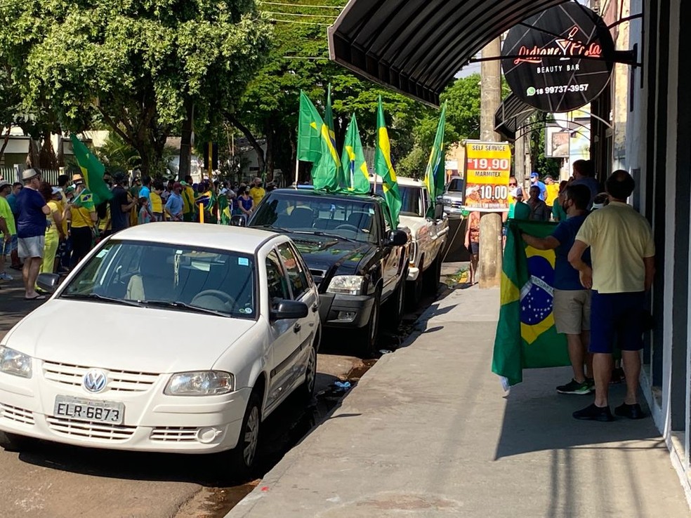 Presidente Prudente (SP) teve manifestação a favor de Bolsonaro nesta terça-feira (7) — Foto: Bill Paschoalotto/TV Fronteira