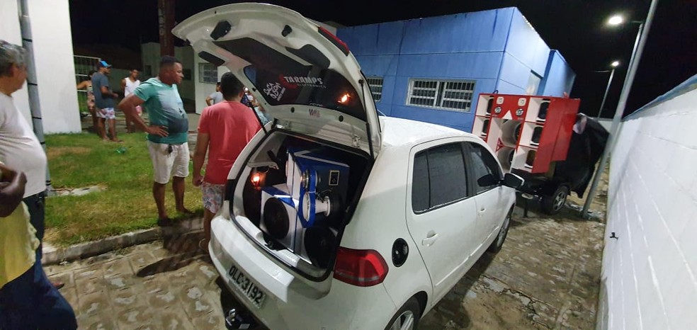 Carros com som automotivo foram apreendidos em operação do MP-AL — Foto: Divulgação/MP-AL