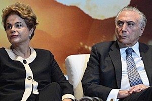 A presidenta Dilma Rousseff e o vice-presidente Michel Temer, participam da cerimônia de lançamento do Ano Olímpico para o Turismo, no Centro de Convenções Ulysses Guimarães (Foto: Antonio Cruz/Agência Brasil)