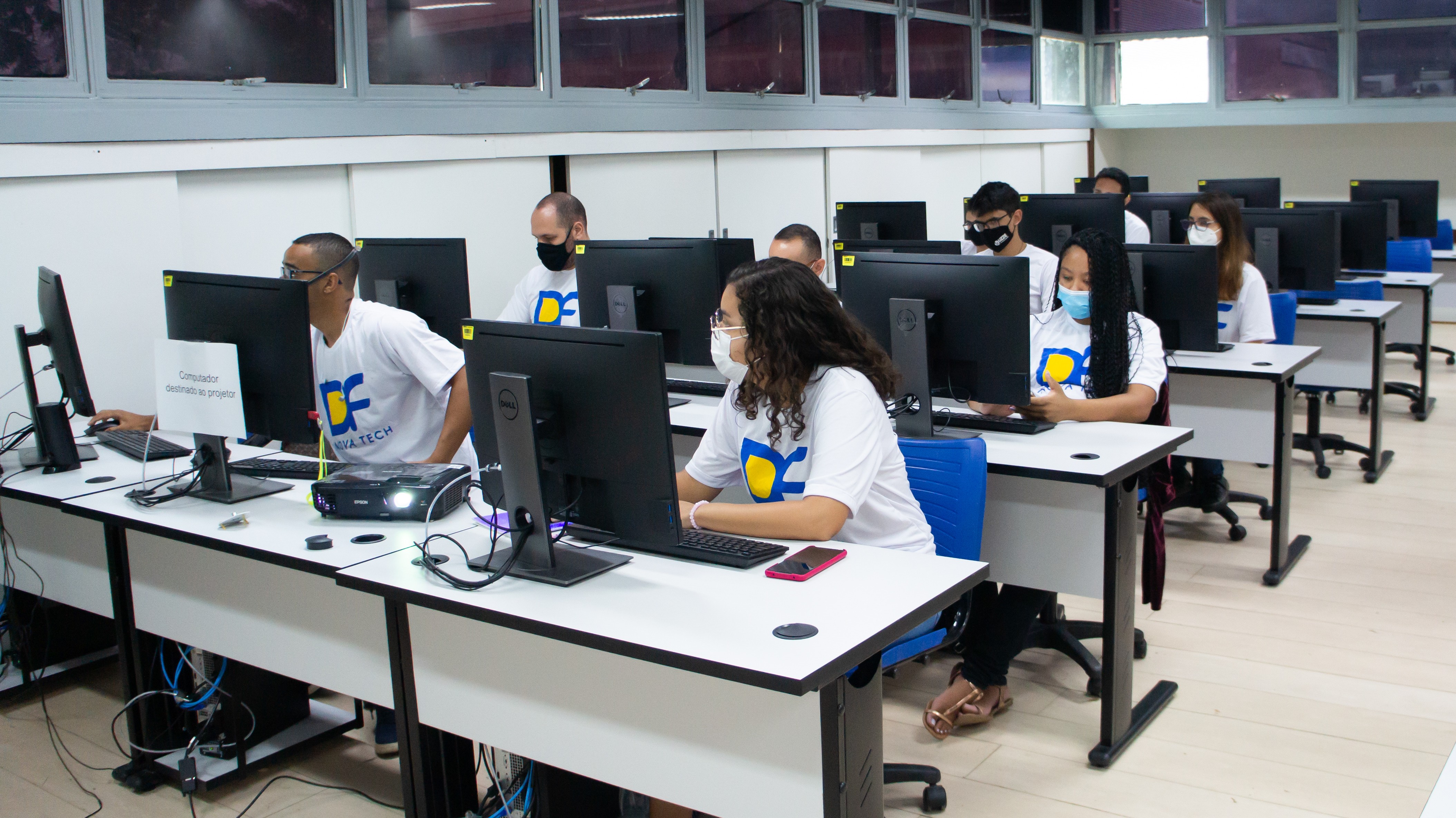 Governo do DF oferece mais de 11,7 mil vagas em cursos gratuitos 