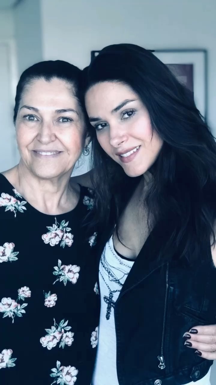 Fernanda Machado e a mãe, Alenice (Foto: Reprodução Instagram)