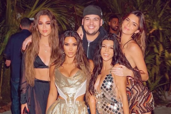 Kim Kardashian celebrou seu aniversário de 40 anos com sua família e amigos (Foto: Reprodução / Instagram)