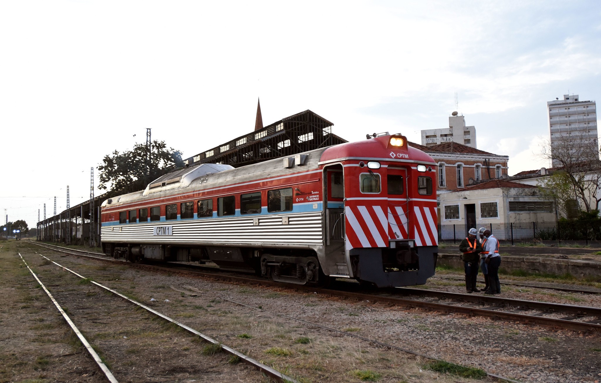 Estado republica edital do trem intercidades entre Campinas e SP com ampliação no investimento e adiamento do leilão