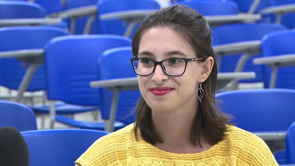 Estudante de filosofia Ana Beatriz Munarolo foi uma das alunas inscritas na disciplina: 'acho que é fundamental' — Foto: Reprodução EPTV