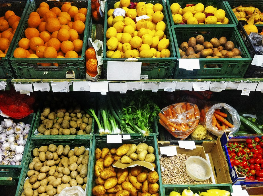 Frutas e legumes, cesta básica