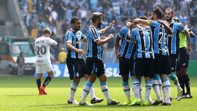 Grêmio faz 10 pontos no apagar das luzes e garante emoção ao torcedor