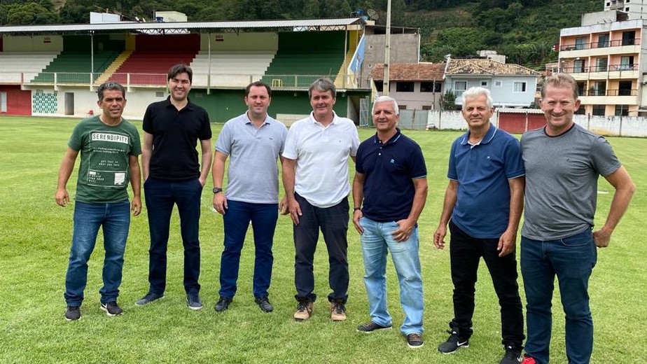 Jaguaré estuda retorno ao futebol profissional e visita estrutura do Rio Branco VN