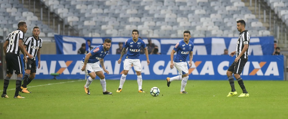 Cruzeiro faz 1º turno mais tranquilo, mas Robinho avalia: Não é o suficiente
