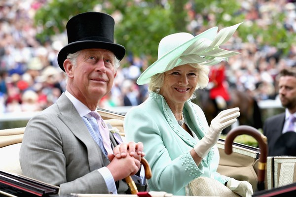 O Príncipe Charles e a esposa, Duquesa Camilla (Foto: Getty Images)