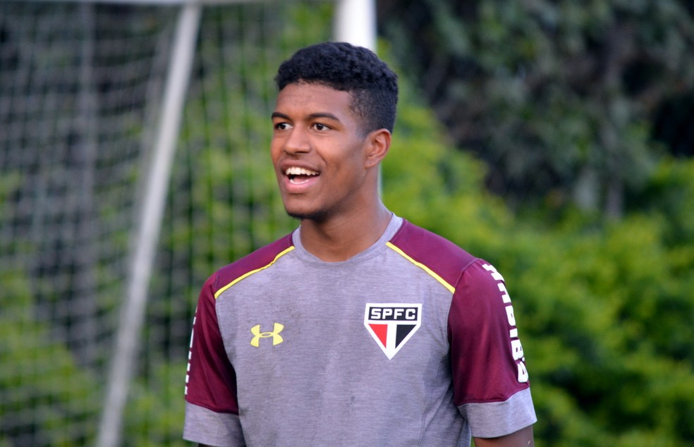 Léo Natel, jogador do São Paulo — Foto: Érico Leonan / saopaulofc.net 