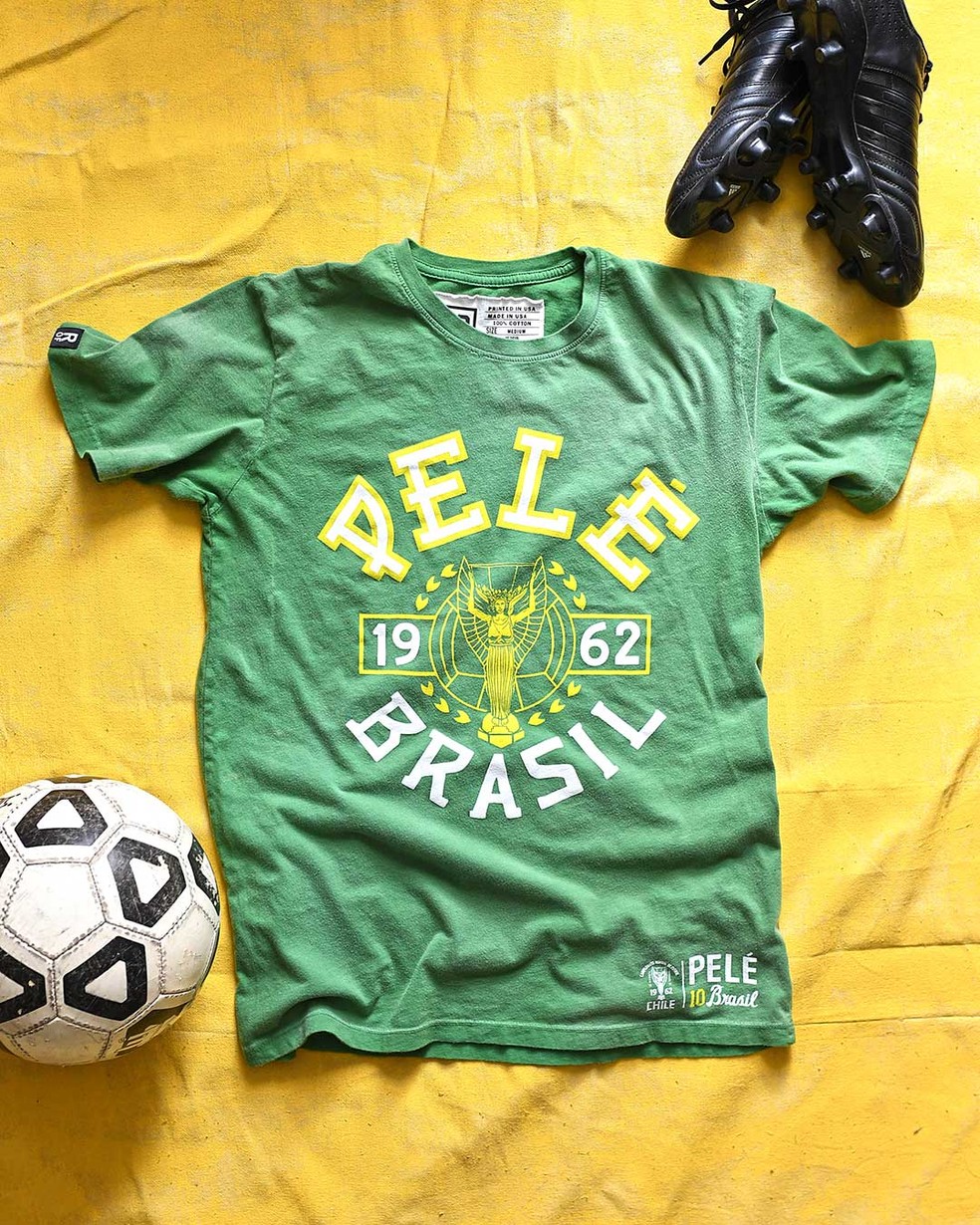 Produto licenciado de Pelé, sob gestão da Sport 10 — Foto: Reprodução