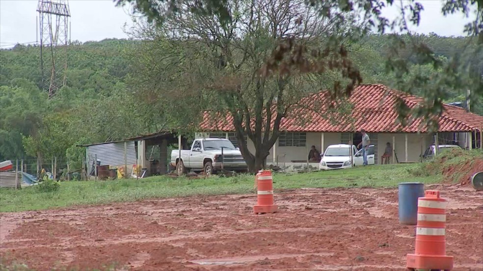 Sítio onde crime foi registrado em Mirassolândia  — Foto: Reprodução/TV TEM 