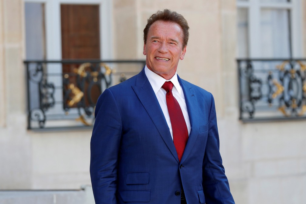 Ator Arnold Schwarzenegger, depois de uma reuniÃ£o no Elysee Palace, em Paris, na FranÃ§a (Foto: Charles Platiau/Reuters)