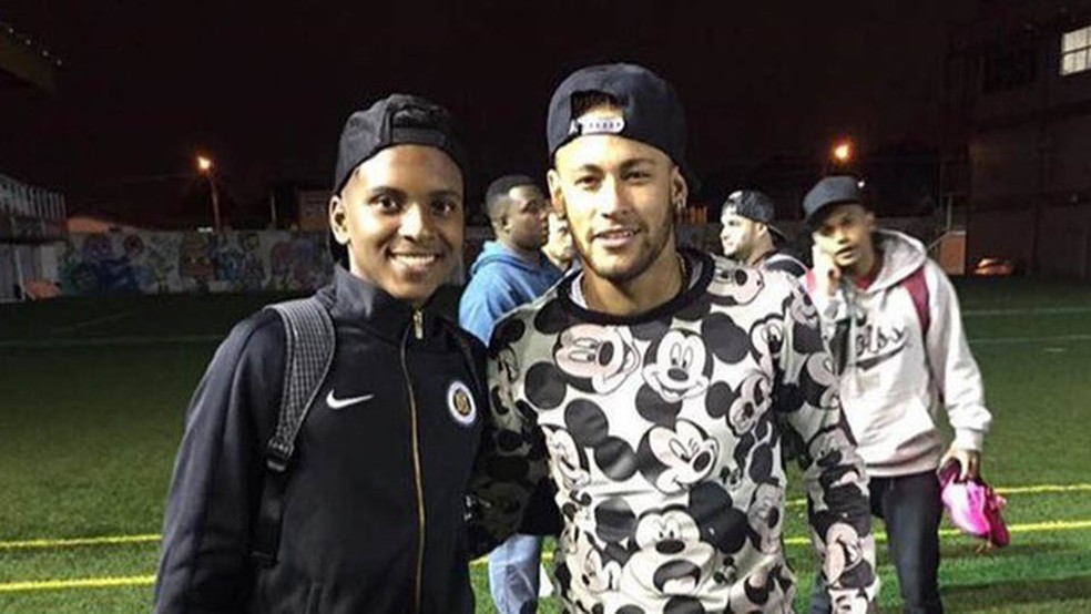 Rodrygo defende Neymar de críticas (Foto: Reprodução/Instagram)
