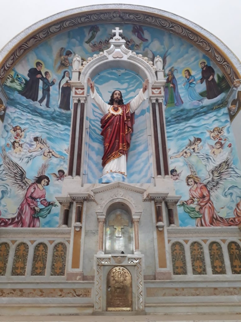 Catedral Sagrado Coração de Jesus monumento de fé erguido no meio de Porto Velho Partiu