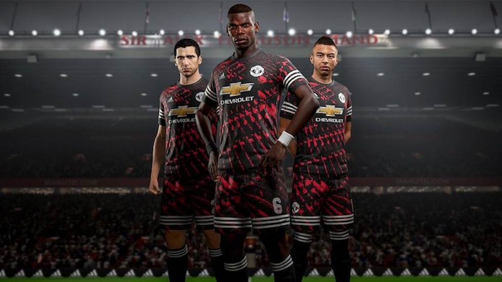 Manchester United ganhou camisa com detalhes em vermelho (Foto: Divulgação/EA Sports)