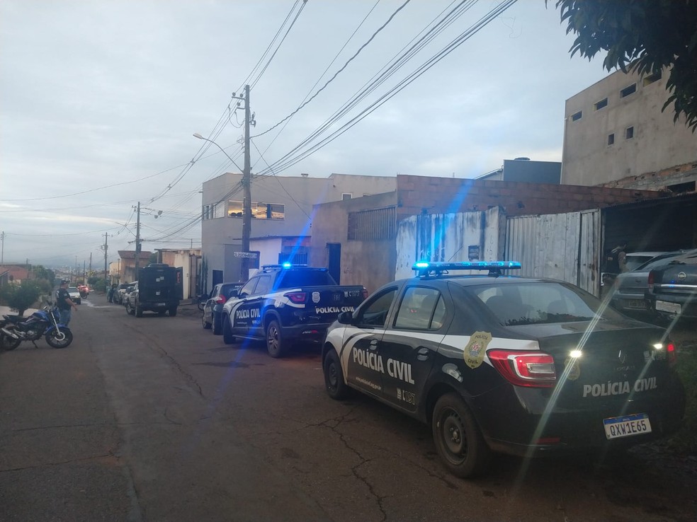 Operação 'Colônia' cumpre mandados contra organização criminosa de Patos de Minas  — Foto: Polícia Civil/Divulgação