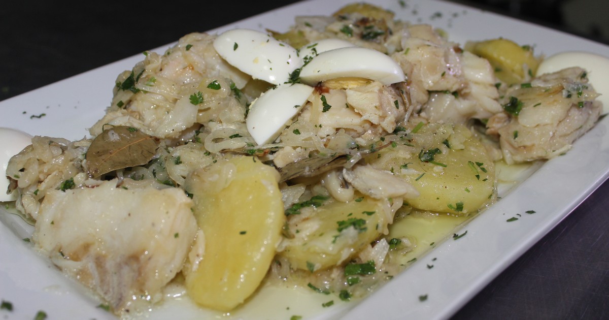 Mais barato que peru, bacalhau chega à ceia de Natal; saiba como preparar