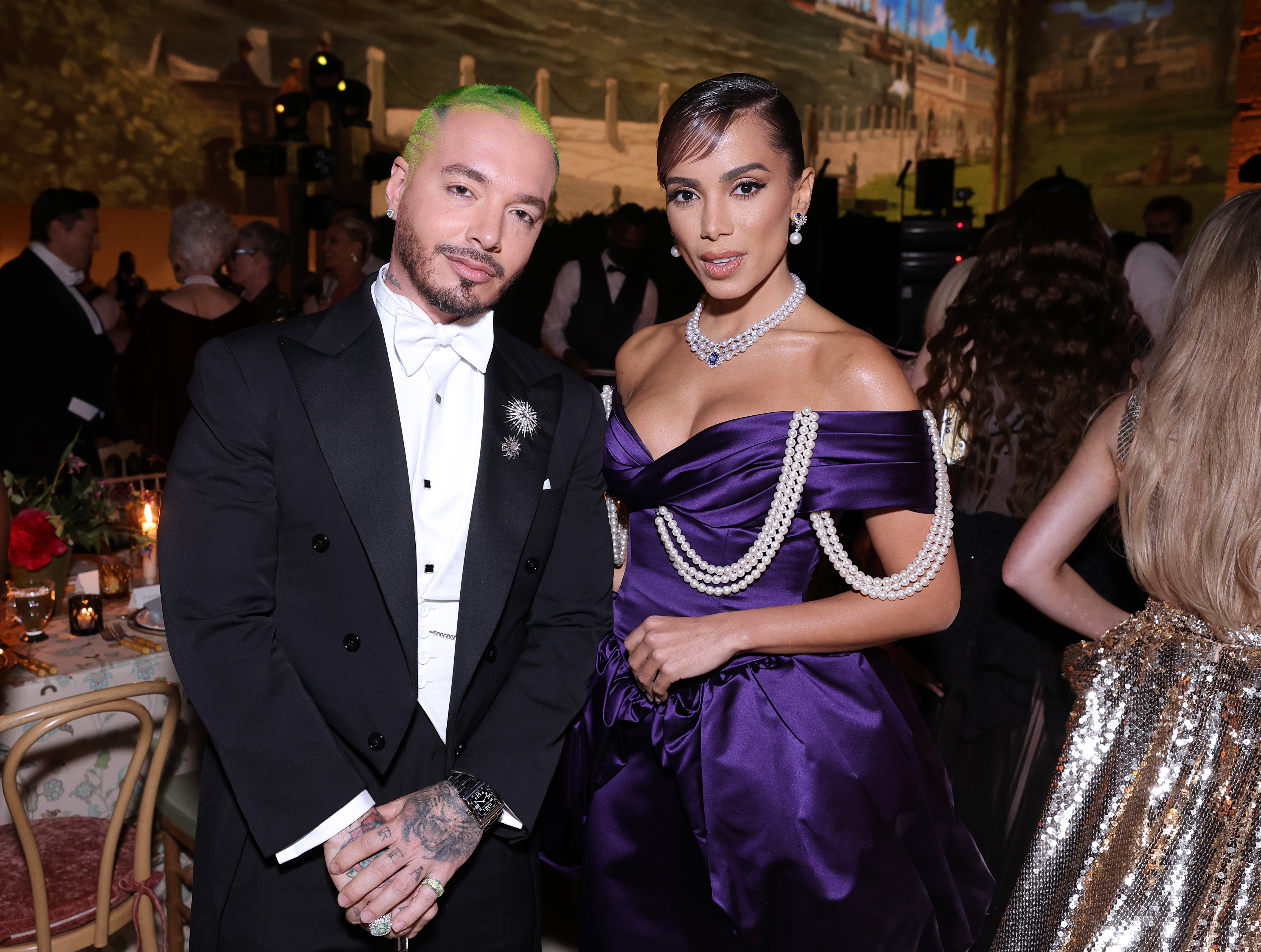 NEW YORK, NEW YORK - MAY 02: (Exclusive Coverage) (L-R) J Balvin and Anitta attend The 2022 Met Gala Celebrating "In America: An Anthology of Fashion" at The Metropolitan Museum of Art on May 02, 2022 in New York City. (Photo by Matt Winkelmeyer/MG22/Gett (Foto: Getty Images for The Met Museum/)