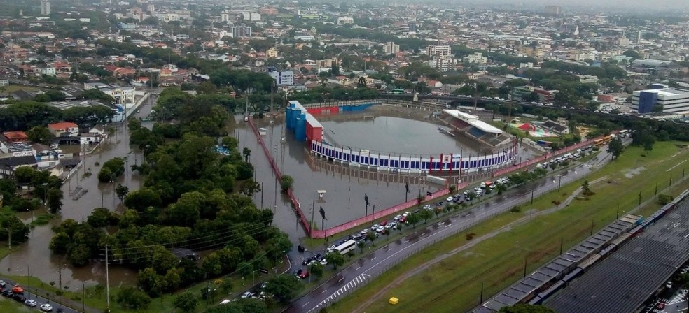 Estadio Do Parana Fica Alagado Apos Forte Chuva Em Curitiba Parana Clube Ge