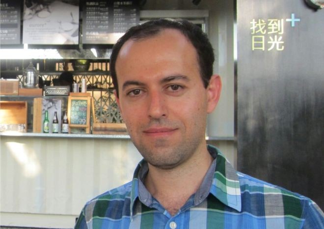 Caucher Birkar nasceu no Irã e hoje trabalha na Universidade de Cambridge (Foto: Uni Cambridge/Via BBC News Brasil) Caucher Birkar nasceu no Irã e hoje trabalha na Universidade de Cambridge (Foto: Uni Cambridge/Via BBC News Brasil)