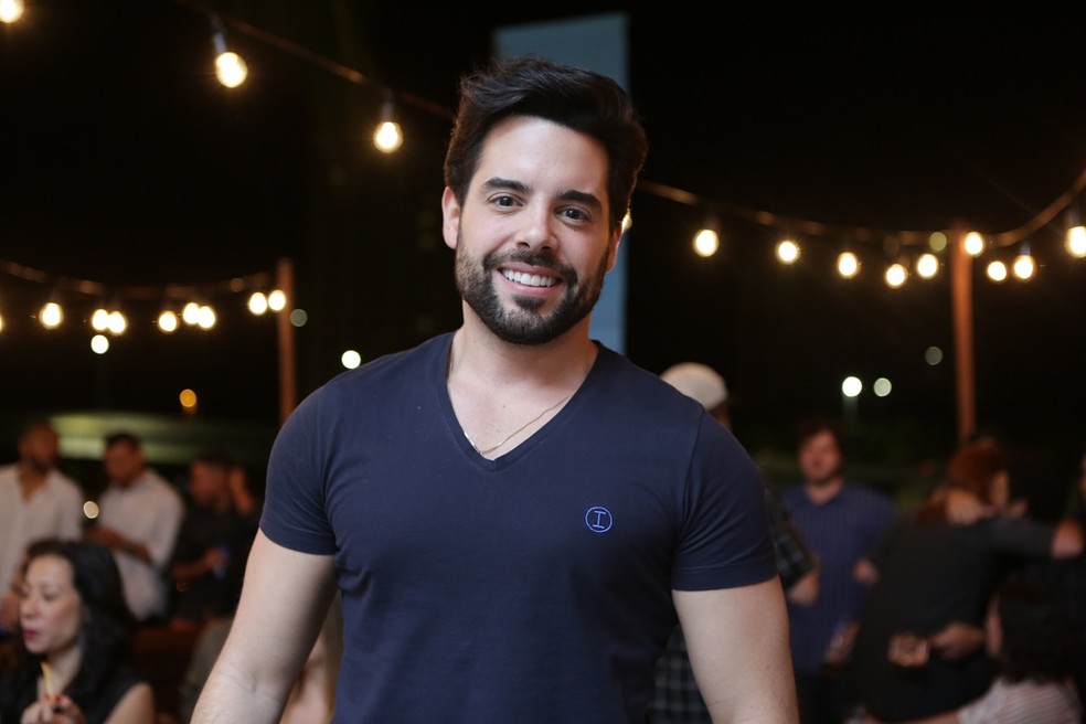 Pedro Carvalho vai interpretar Abel, em 'A Dona do Pedaço', o confeiteiro da fábrica de bolos de Maria da Paz — Foto: Isabella Pinheiro/Gshow