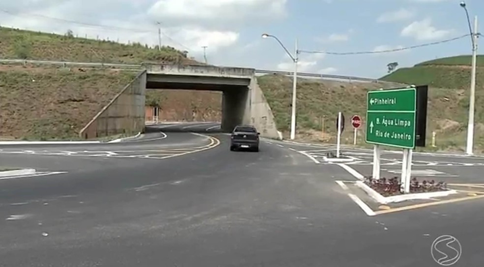 Após 22 anos de espera, Rodovia do Contorno é inaugurada em Volta Redonda Sul do Rio e Costa