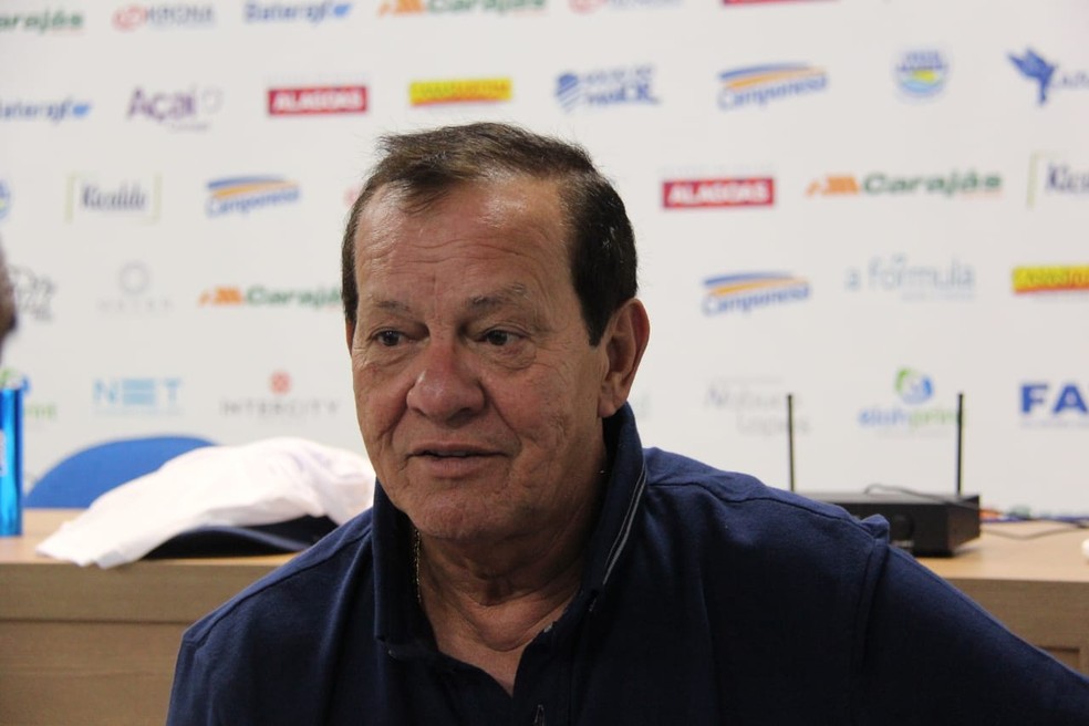 Rafael Tenório afirma que obras do Mutange não param — Foto: Denison Roma/GloboEsporte.com