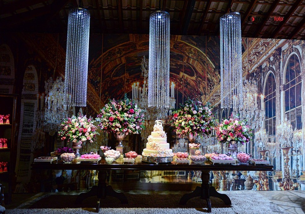 Fornecedores se reuniram para realizar, de graça, uma festa surpresa para a adolescente em Ibitinga — Foto: Divulgação/Natalia Itao Eventos