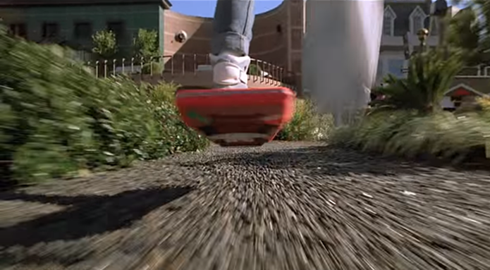 Lexus já criou um hoverboard que se parece com o do filme (Foto: Reprodução/YouTube)