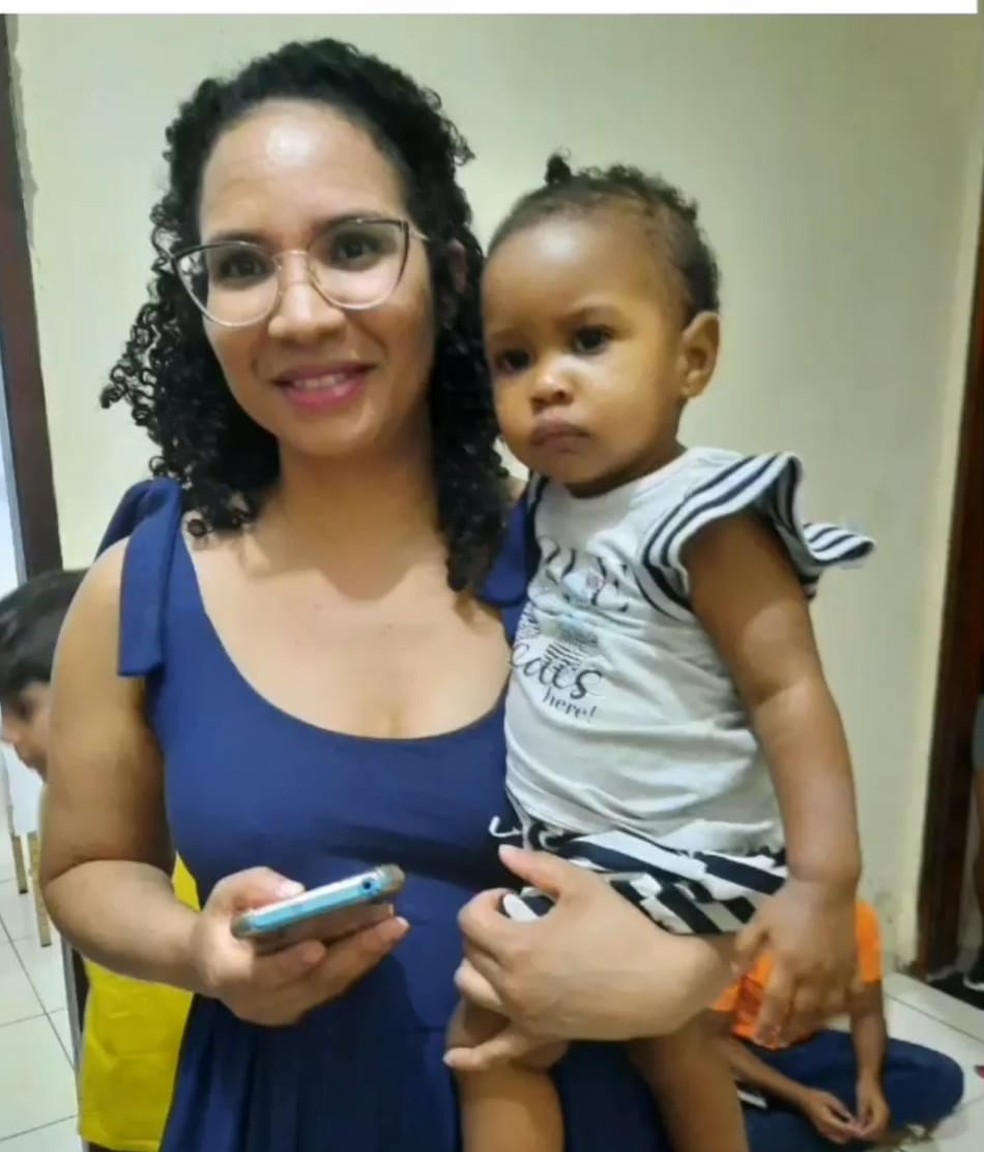 Mãe e filha que estavam em veículo oficial de Paranã morreram em acidente na BR-010 — Foto: Arquivo pessoal