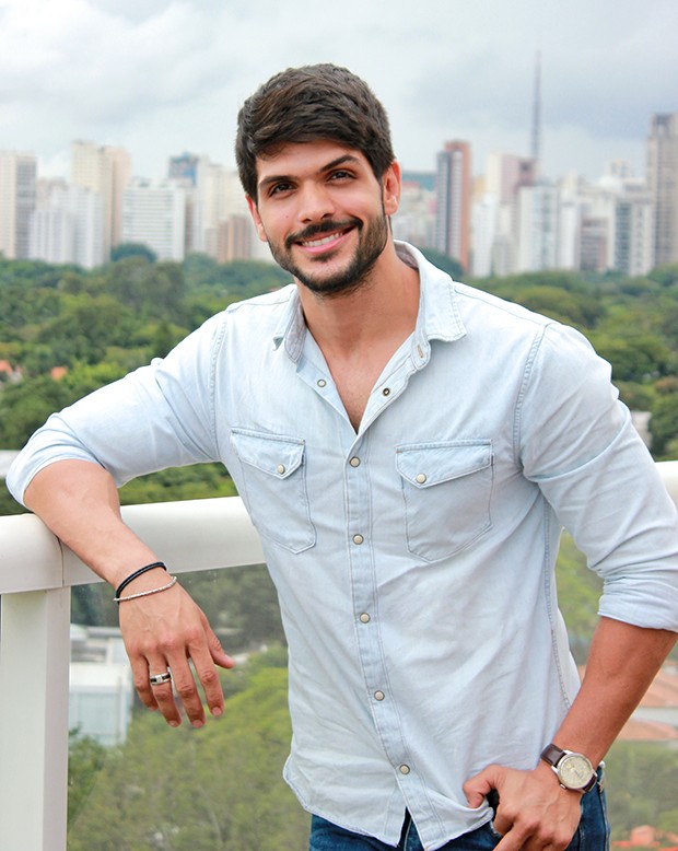 Lucas Fernandes (Foto: Gabriel Pontes/ Ed. Globo)