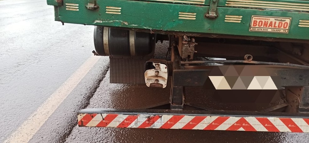 Acidente ocorreu em Toledo, no oeste do Paraná, nesta sexta-feira (15) — Foto: Divulgação/PRF 