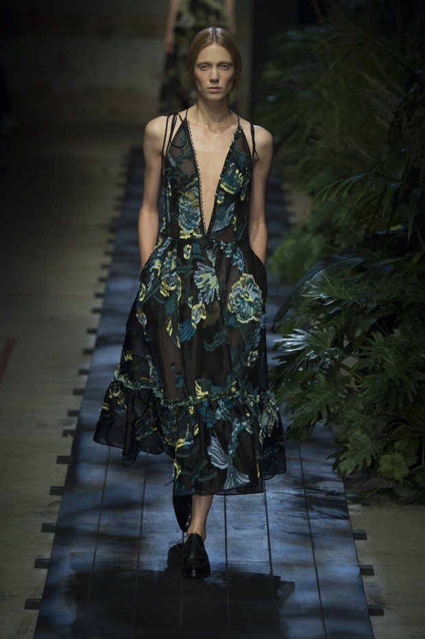 Botanical Brilliance at Erdem - Vogue | en