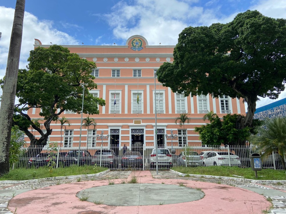 Sede da Assembleia Legislativa de Alagoas (ALE) — Foto: Michelle Farias/g1