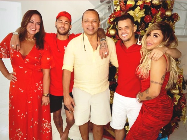 Nadine, Neymar Jr., Neymar, Jota Amâncio e Rafaella Santos (Foto: Reprodução / Instagram)