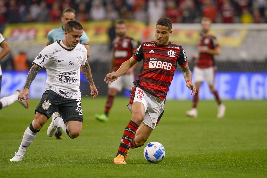 Corinthians e Flamengo disputam vaga nas semifinais da Libertadores 2022