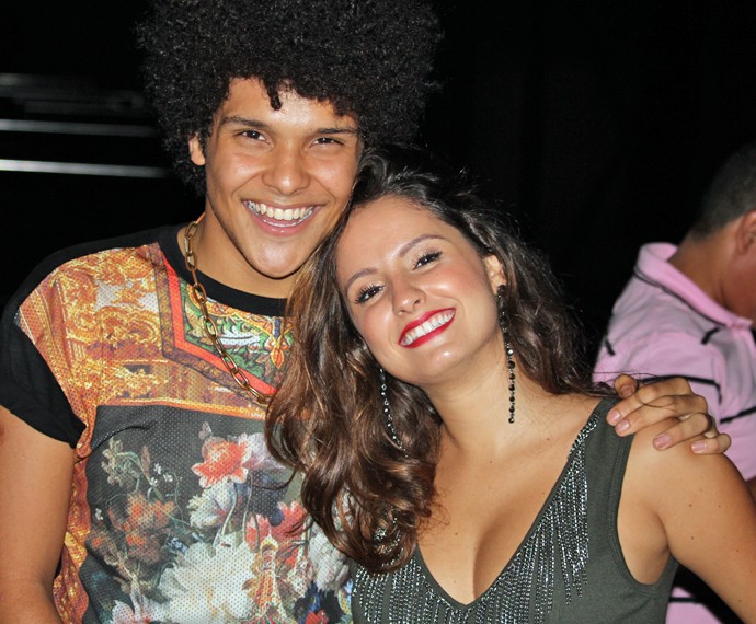 Paulo Hebrom e Amanda de Godoi estavam tão inspirados que criaram até um funk! (Foto: Rodrigo Brisolla/Gshow)