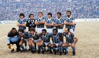 Choro de Renato e desfile em carro aberto: relembre em vídeos a festa pelo Mundial do Grêmio há 40 anos