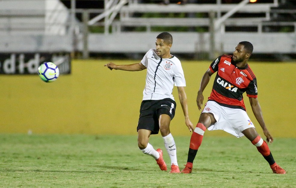 Vitinho, atacante do Corinthians sub-20, marcou o gol que levou a disputa aos pênaltis contra o Flamengo (Foto: Rodrigo Coca)