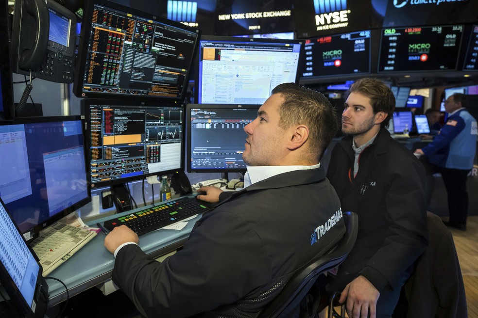 Scenario of lower liquidity helped to bring down stock markets in New York and Brazil’s stock index Ibovespa — Foto: Courtney Crow/AP